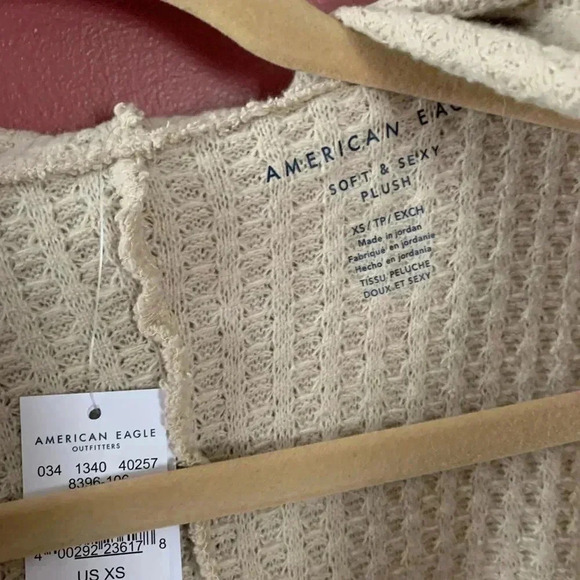 American Eagle Cardigan NWT - Picture 3 of 5